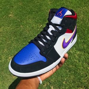 *SOLD*Brand NEW Jordan 1 Mid Top 3: “Lakers”
